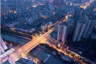 成都房产爆料新闻最新,揭秘最新爆料背后的房价走势与政策调整